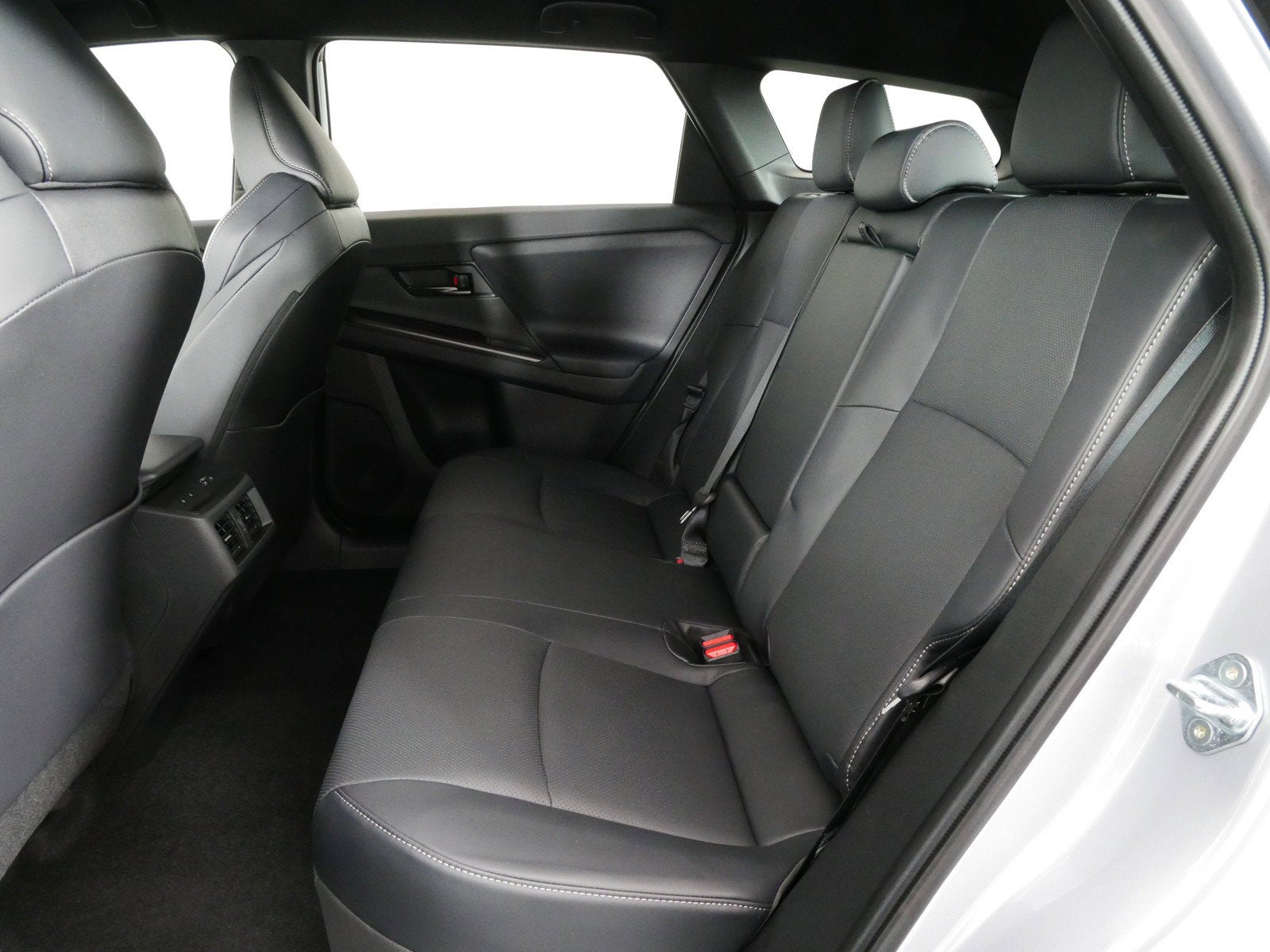 2026 Toyota bZ Woodland AWD (Natl)