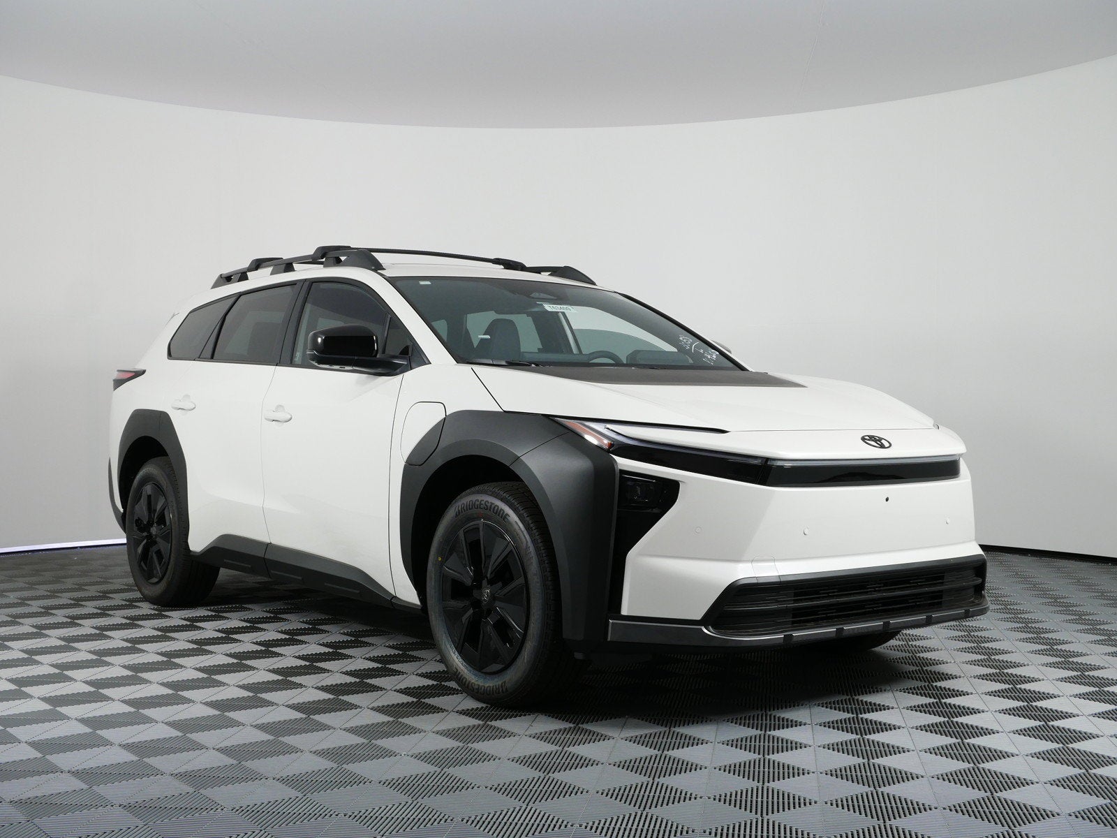 2026 Toyota bZ Woodland AWD (Natl)