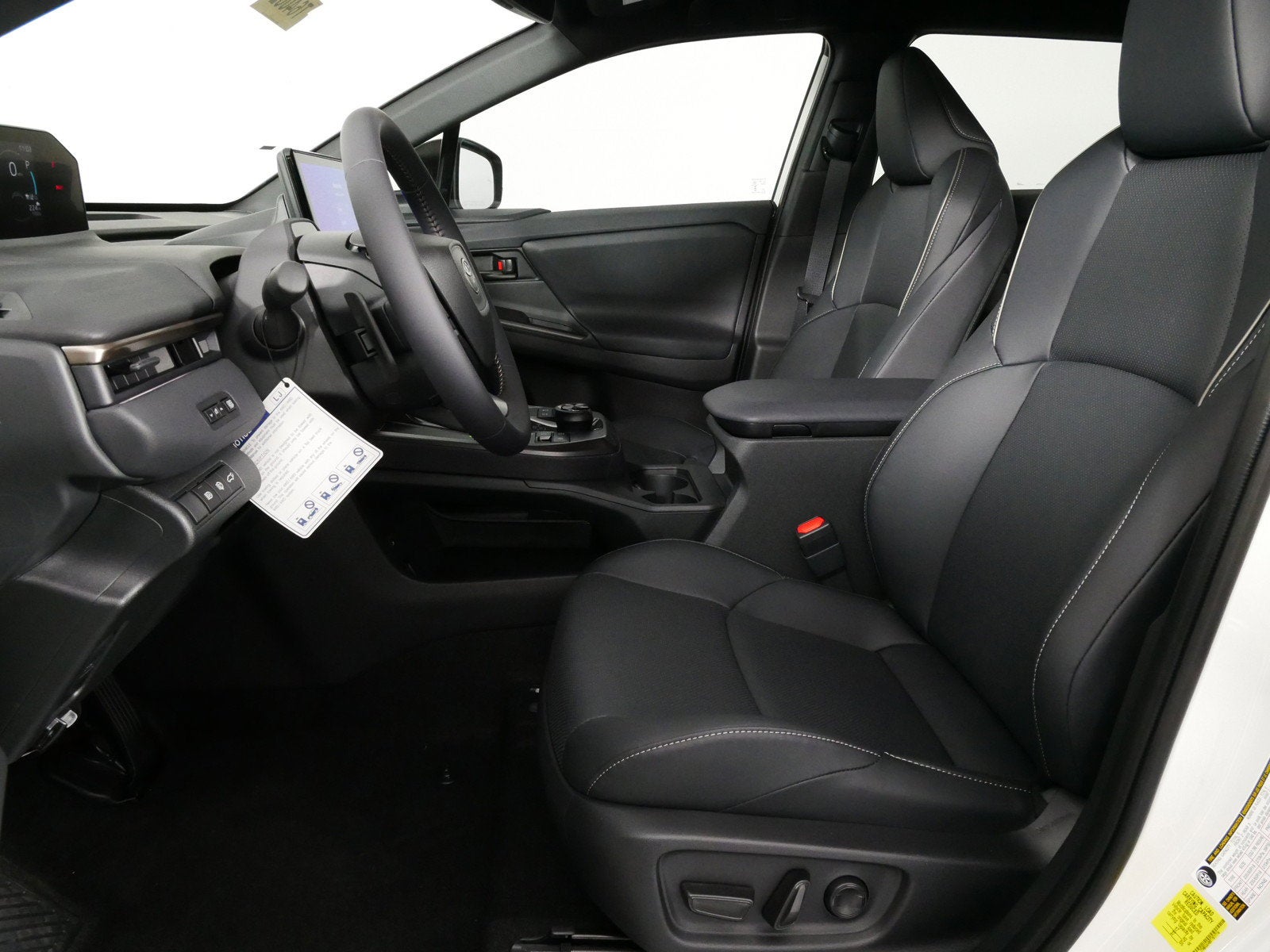 2026 Toyota bZ Woodland AWD (Natl)