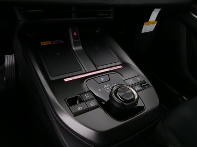 2026 Toyota bZ Woodland AWD (Natl)
