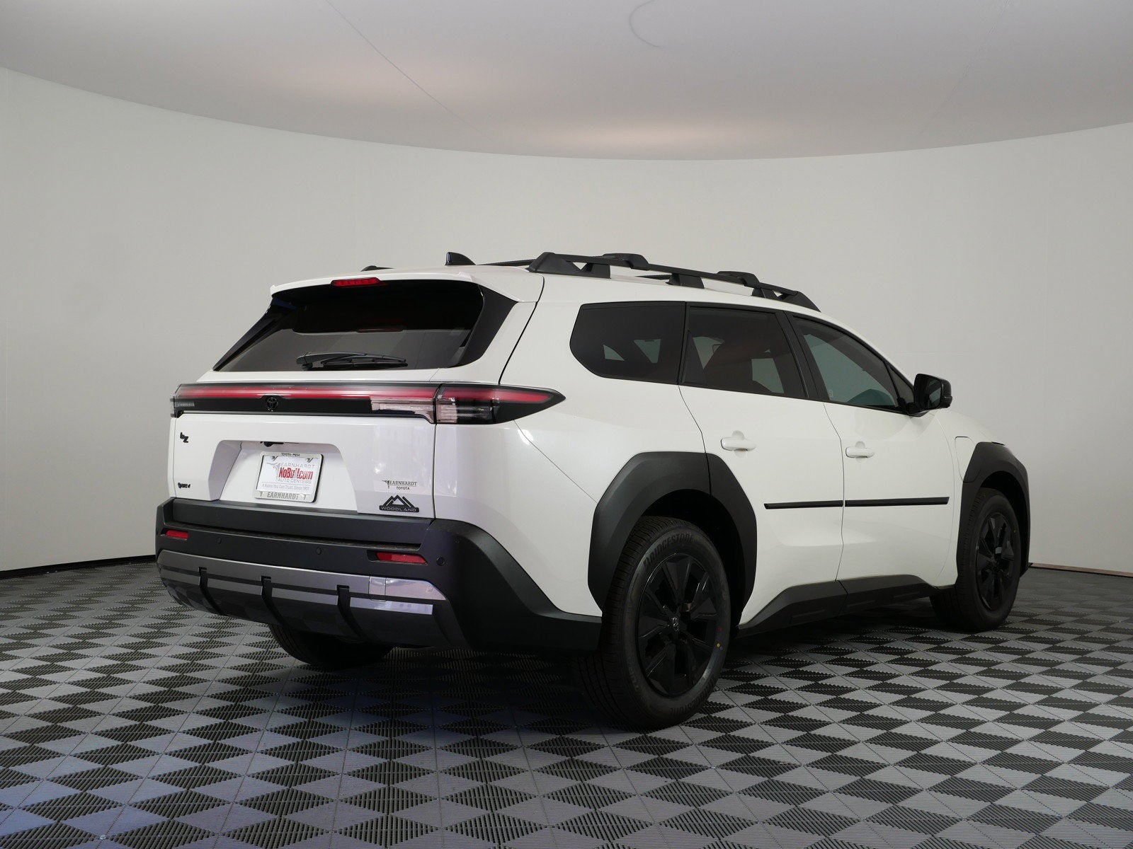 2026 Toyota bZ Woodland AWD (Natl)