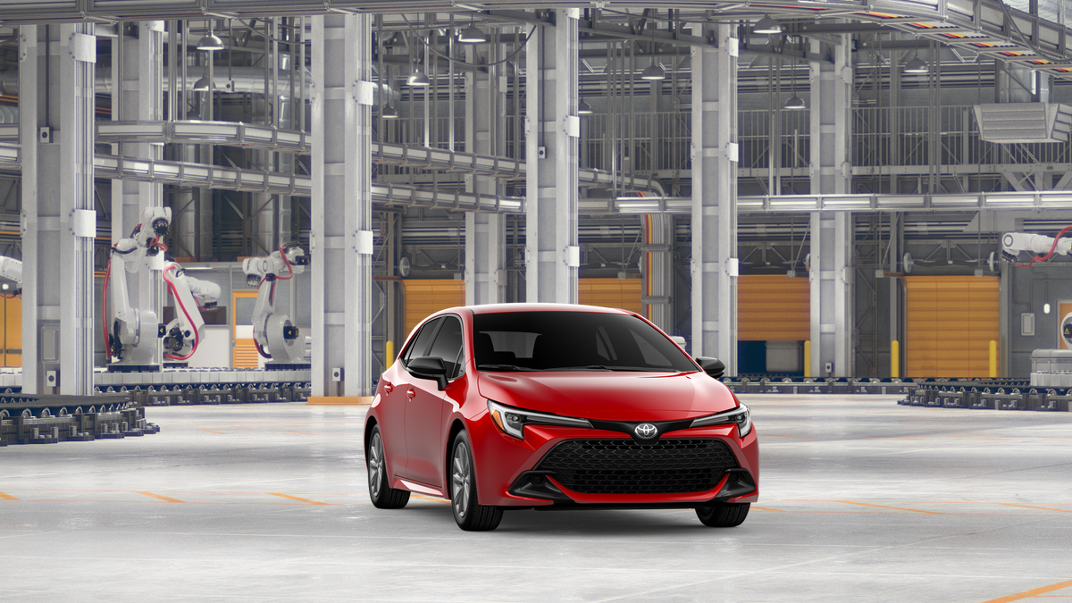 2027 Toyota Corolla Hatchback SE