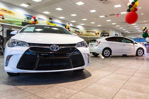 Car dealership showroom at Earnhardt Toyota in Mesa AZ