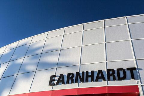 Car dealership Earnhardt Toyota in Mesa AZ